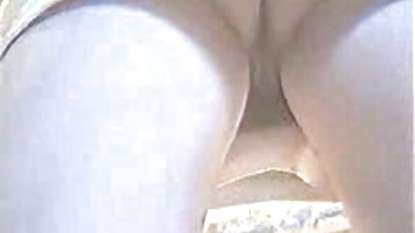 देखने का तरीका मुख-मैथुन में एक सार्वजनिक पार्क द्वारा एक काले बाल वाली सेक्सी पिक्चर की वीडियो लड़की